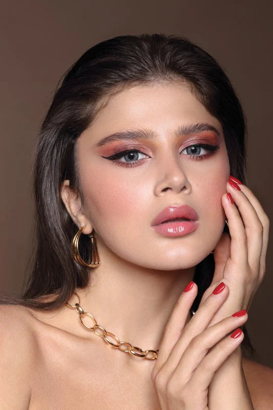 SABRIN GRAY - Free Lens Kit