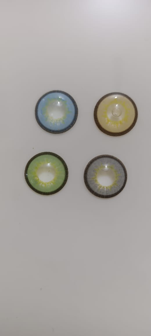 Bold Borders Lenses